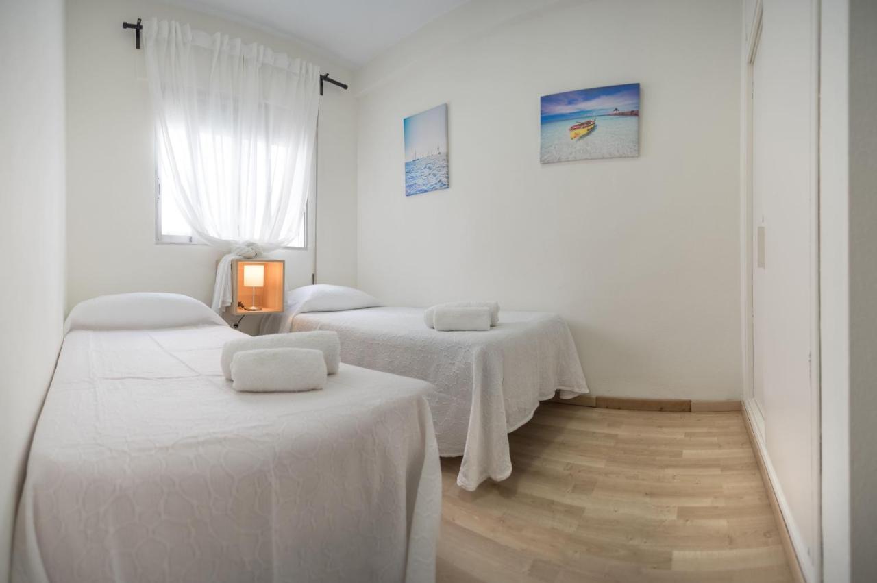 Delfín Playa Basic Ha Apartment Cádis Exterior foto